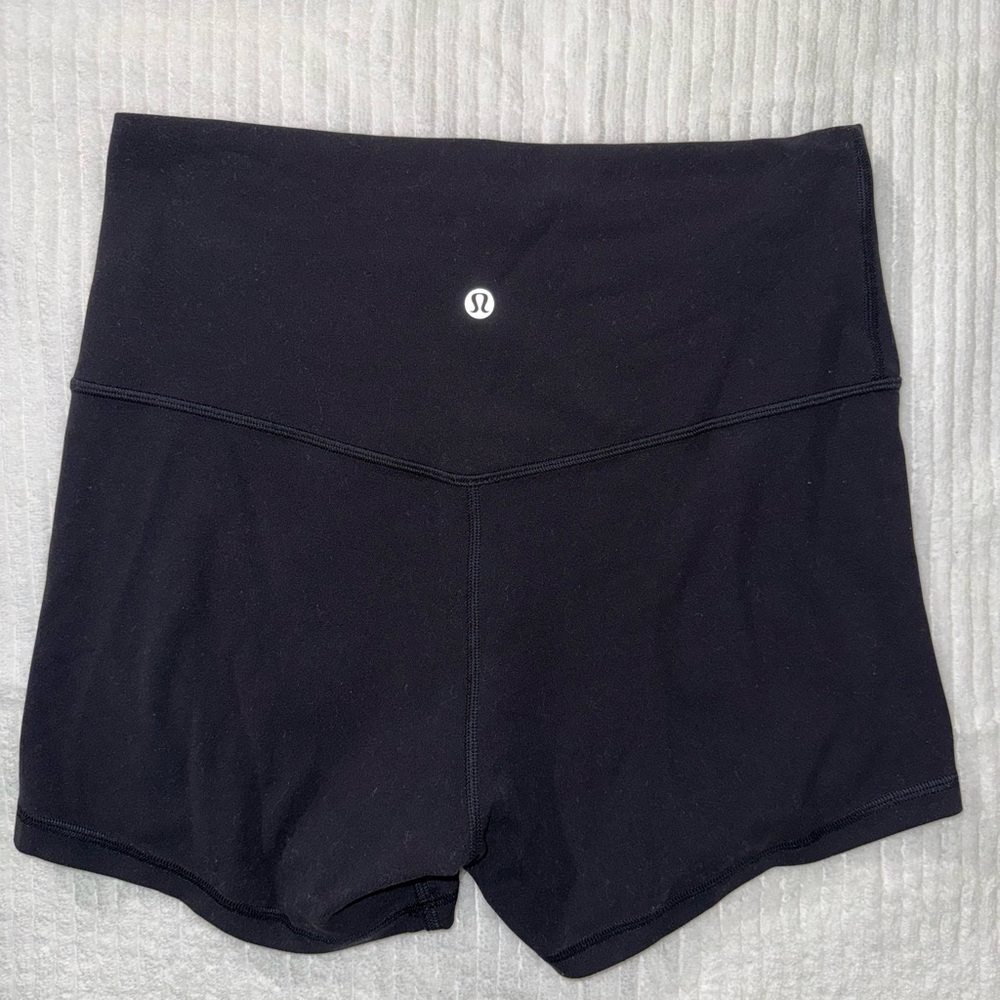 Lululemon Align High Rise Short 4” - Black - Size 8 - Picture 5 of 6